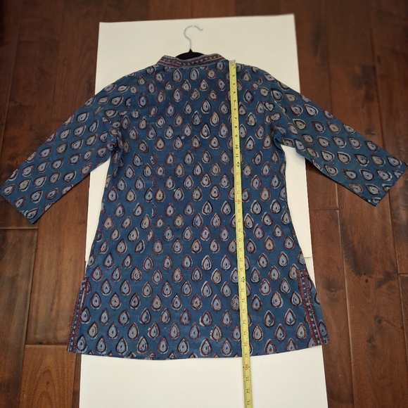 ANOKHI 100% Cotton Straight Tunic in Blue Ruby Red Handcrafted Pattern - Size M - Picture 8 of 13